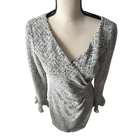 Lauren Ralph Lauren Dress Black White Ruffle Cuff Crossover Top Size 10 - Picture 2 of 7